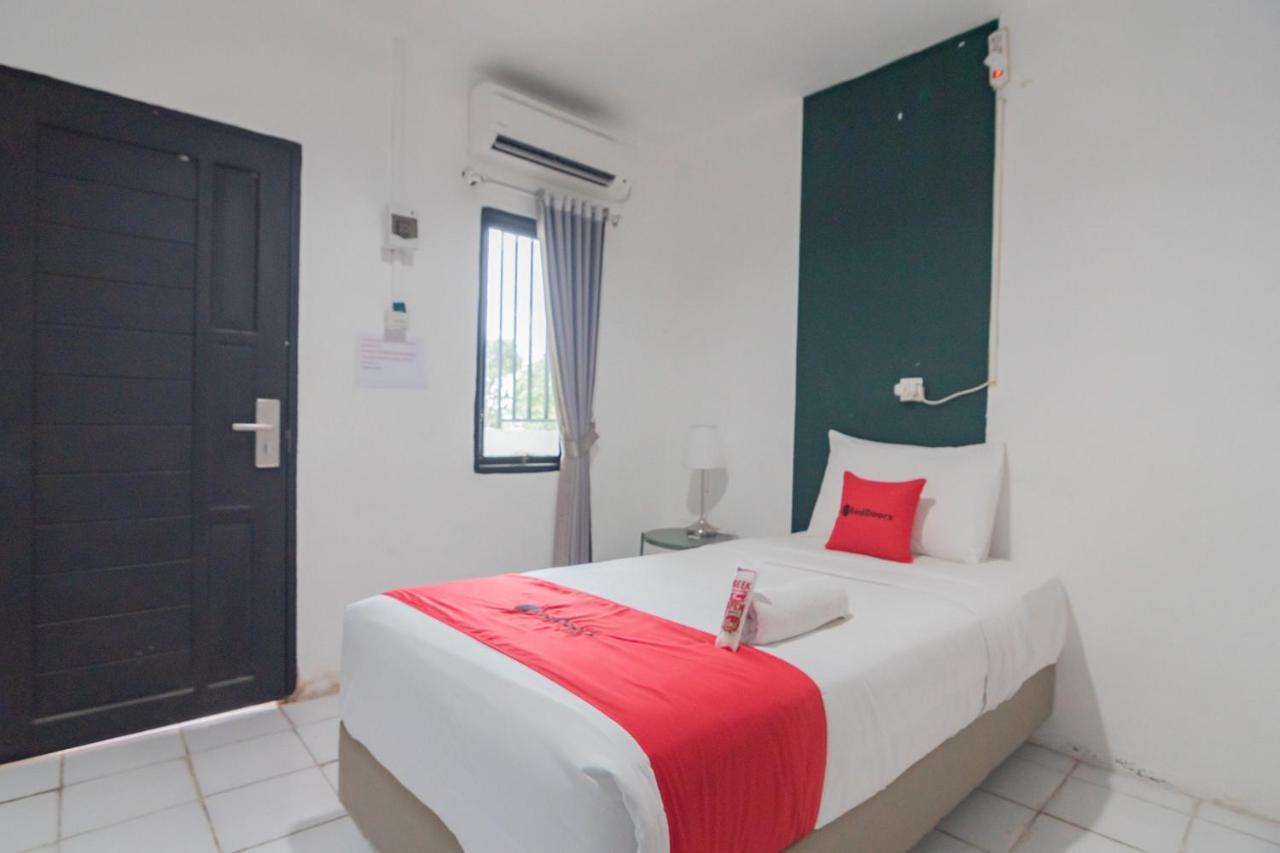 Reddoorz At Sani Guest House Balikpapan Kültér fotó